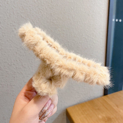 Plush Catch Clip Imitating Rabbit Hair Hairpin Elegant Temperament